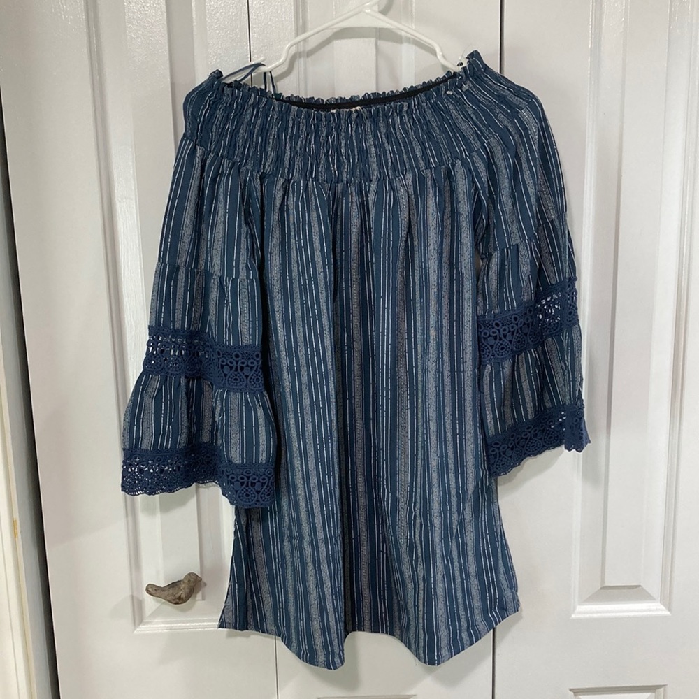 NWT Kiwi & Punch Miami Off Shoulder Tunic Top Womens Small Blue & White Stripes